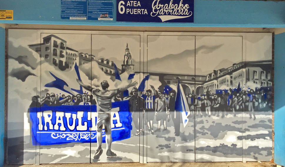 Estos son algunos de los murales de Mendizorroza señalados por Antiviolencia