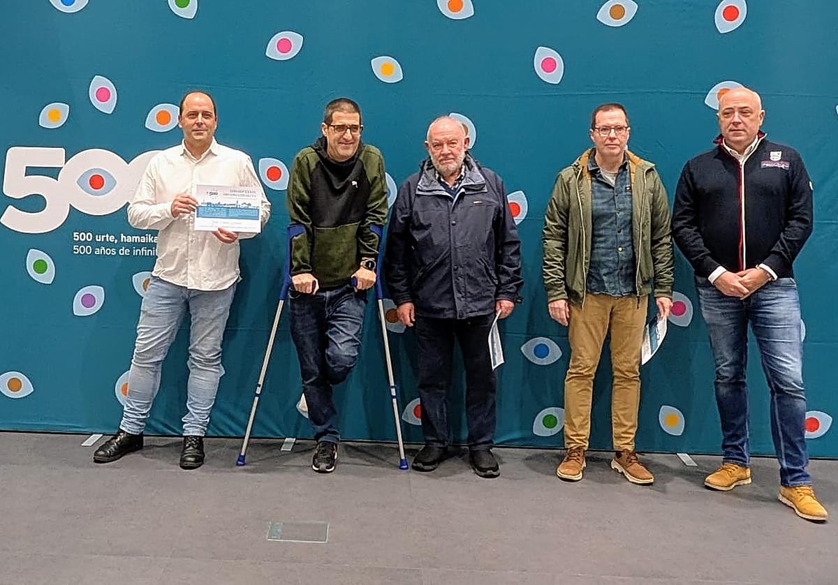 Los ganadores del concurso han recibido diploma y 375 euros.