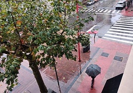 La nieve apareció de manera intermitente durante toda la mañana.