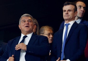 Uriarte y Laporta comparten 'picoteo' y rebajan la tensión entre los clubes: «Las relaciones son correctas»