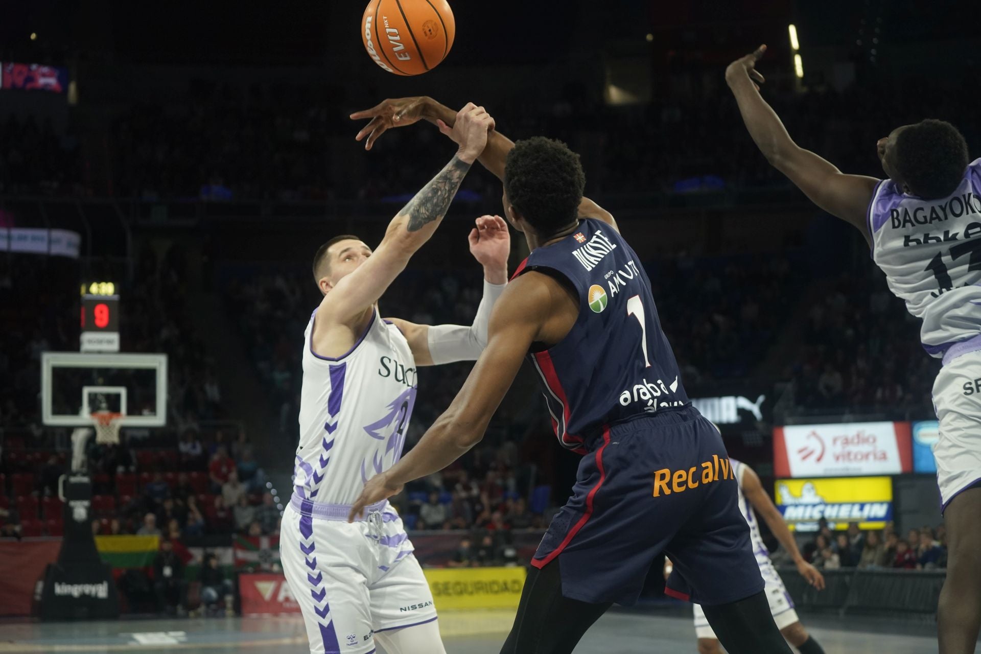 El derbi entre el Baskonia y Surne Bilbao, en fotos