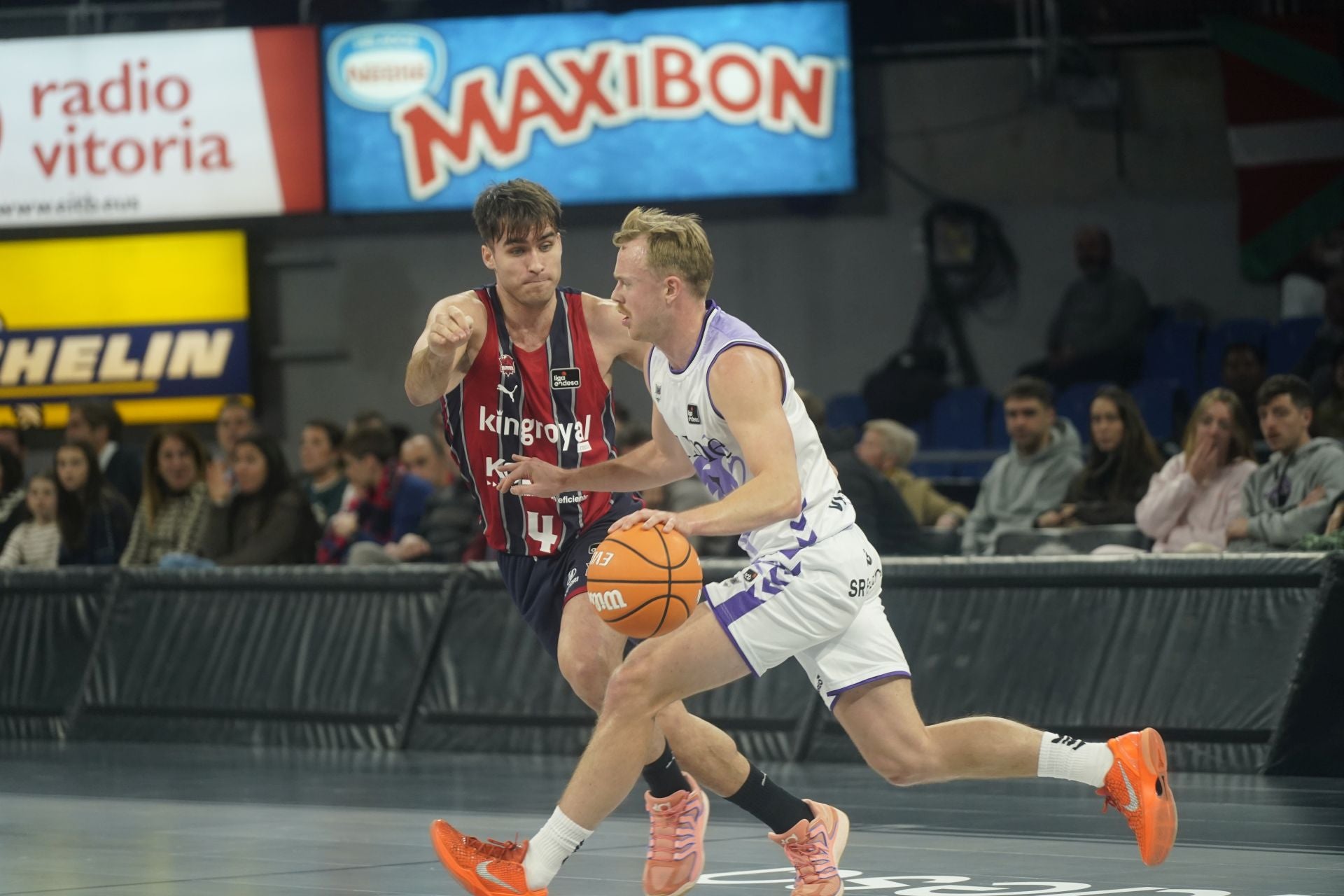 El derbi entre el Baskonia y Surne Bilbao, en fotos