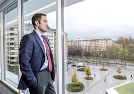 Borja Rodríguez, en su despacho en la sede del Ayuntamiento en San Martín.