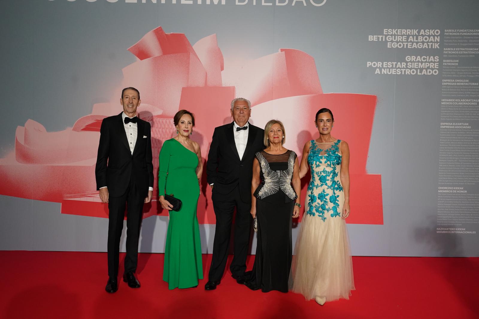 Roberto Alonso, Montse González Cobreros, Julio Aristín, Julia Diéguez y Almudena Blanco. 
