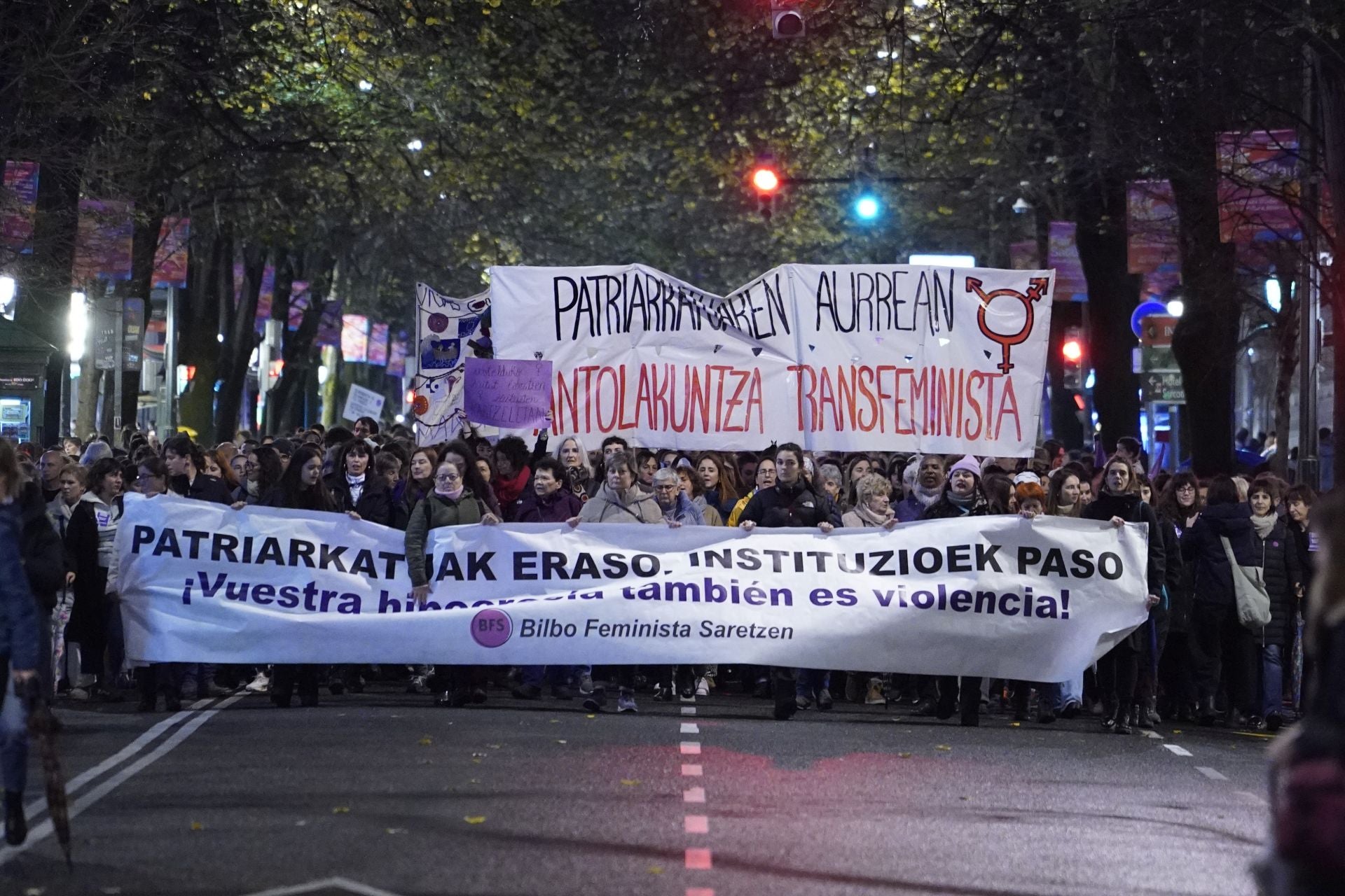 Miles de personas claman en Bilbao contra la violencia machista