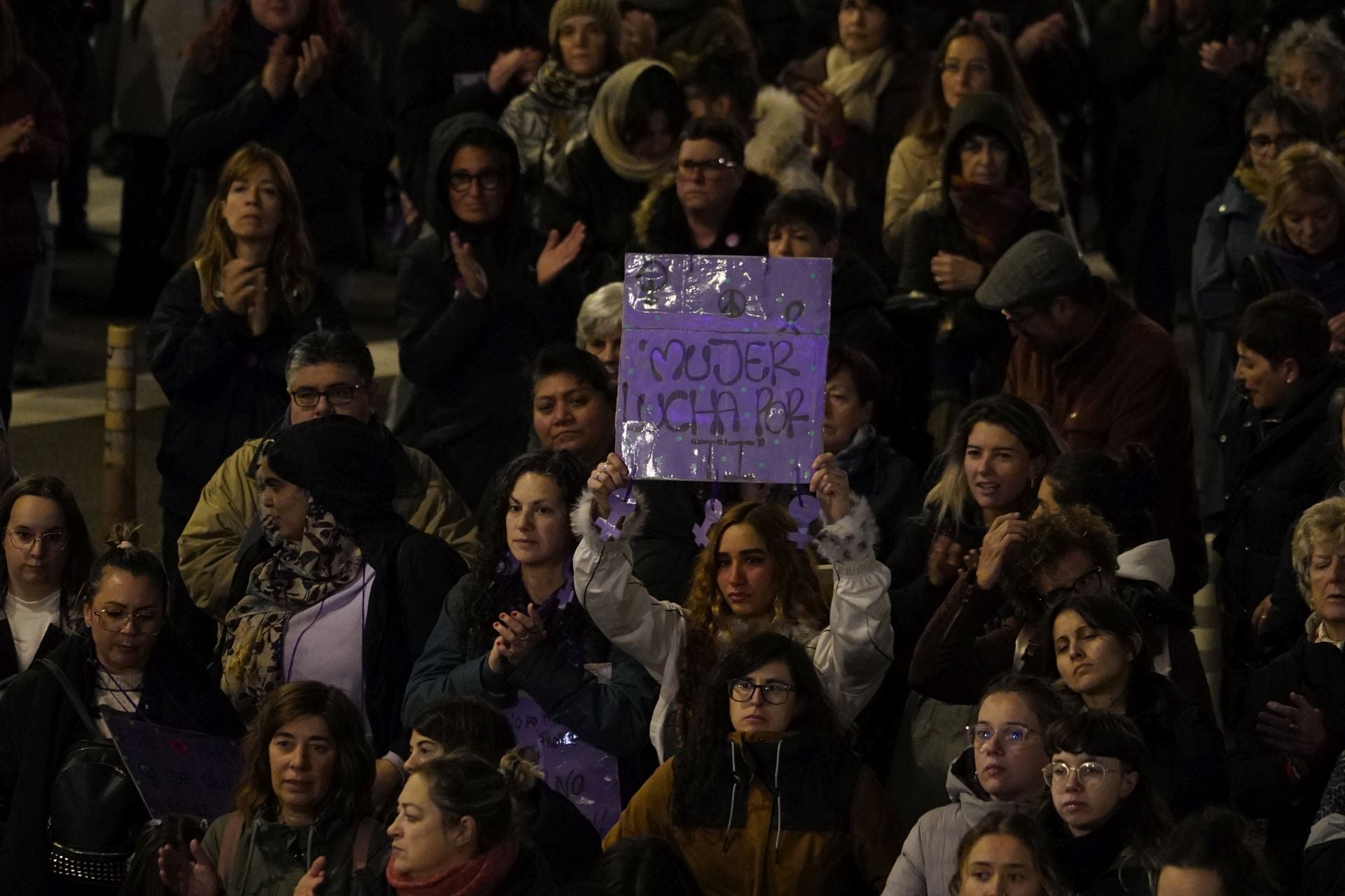 Miles de personas claman en Bilbao contra la violencia machista