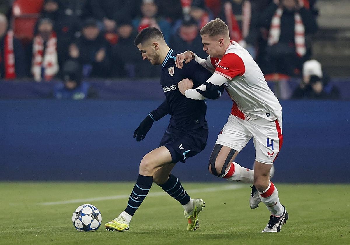 Sancet tuvo una clara ocasión a los cinco minutos.