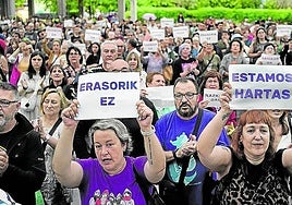 Concentración de repulsa celebrada tras el asesinato de la pequeña Eva.