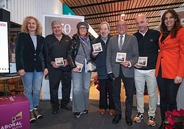 Cristina González, Txomin Gómez, Mari Carmen Unzalu, Manuel Rabasco, Gregorio Rojo, Iker Espino y Maider Etxebarria.