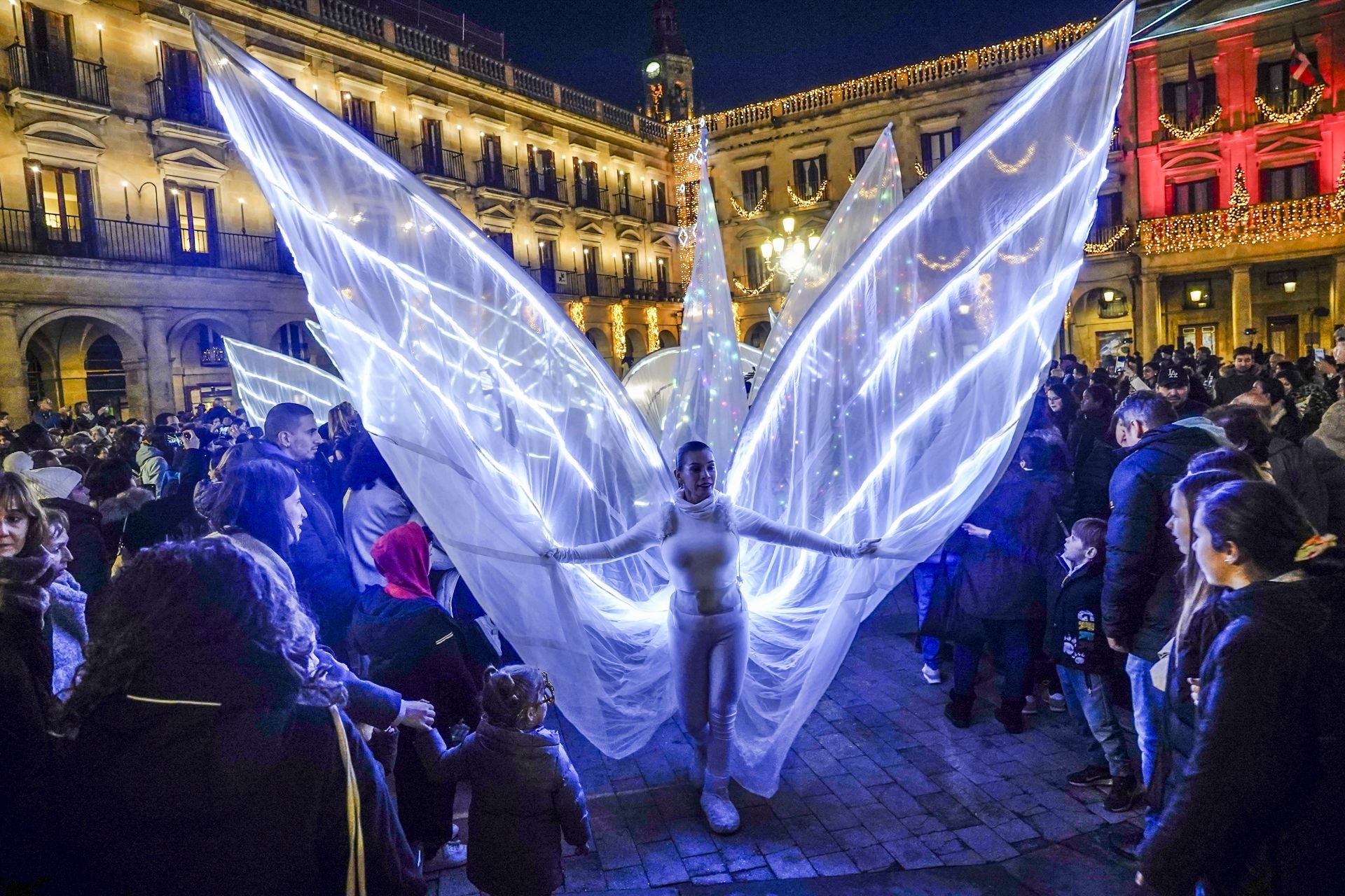 Las imágenes del encendido navideño en Vitoria