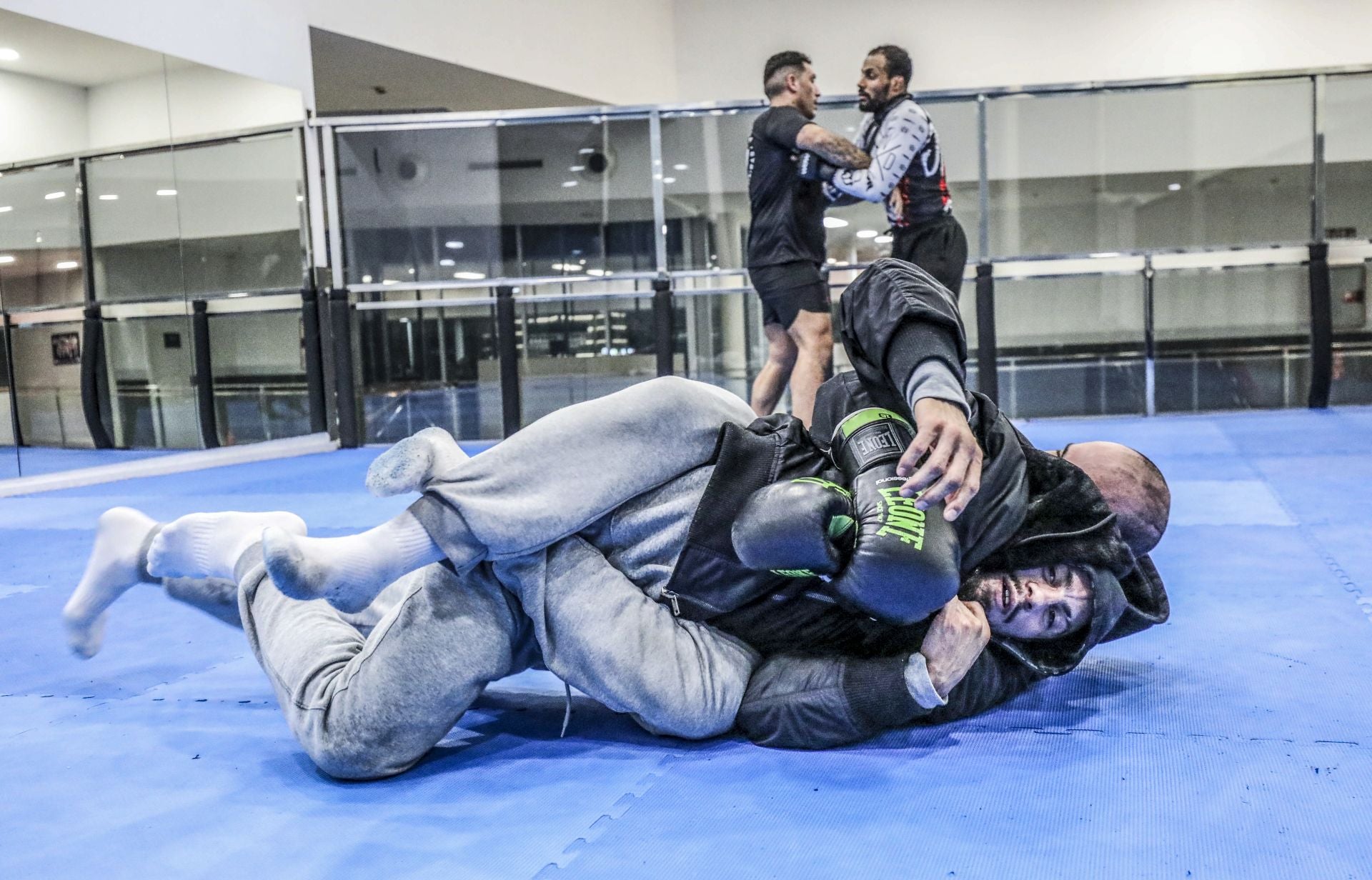 Así se preparan los luchadores de WOW