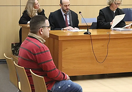 El condenado por matar a su madre en marzo de 2023 en el barrio de San Marcelino de Valencia.