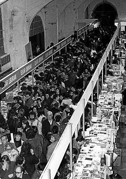 Imagen - La feria en 1990 en la plaza del mercado.