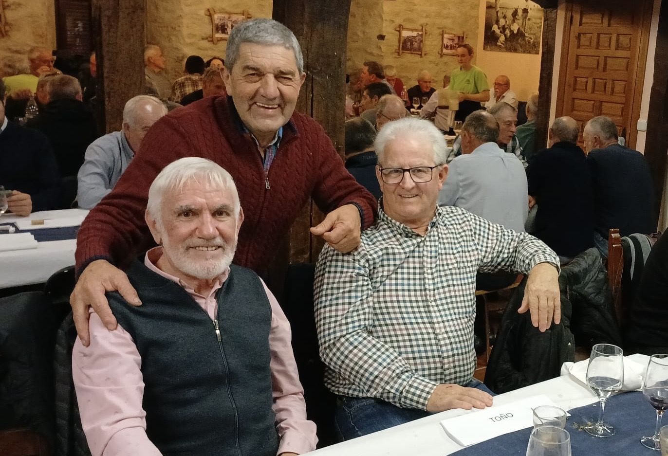 Pedro Mari Garrido, Alberto Sáez de Ocáriz y Toño Pérez de Arrilucea.