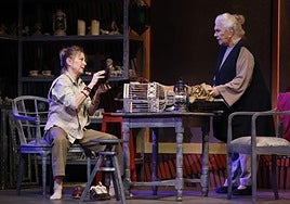 Lola Herrera en una representación de 'Camino a La Meca'.