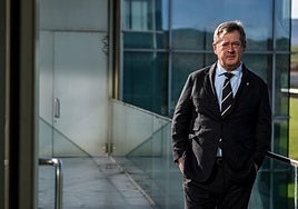 Zupiria posa en la sede central de la Ertzaintza en Erandio, donde tuvo lugar la entrevista el pasado viernes.