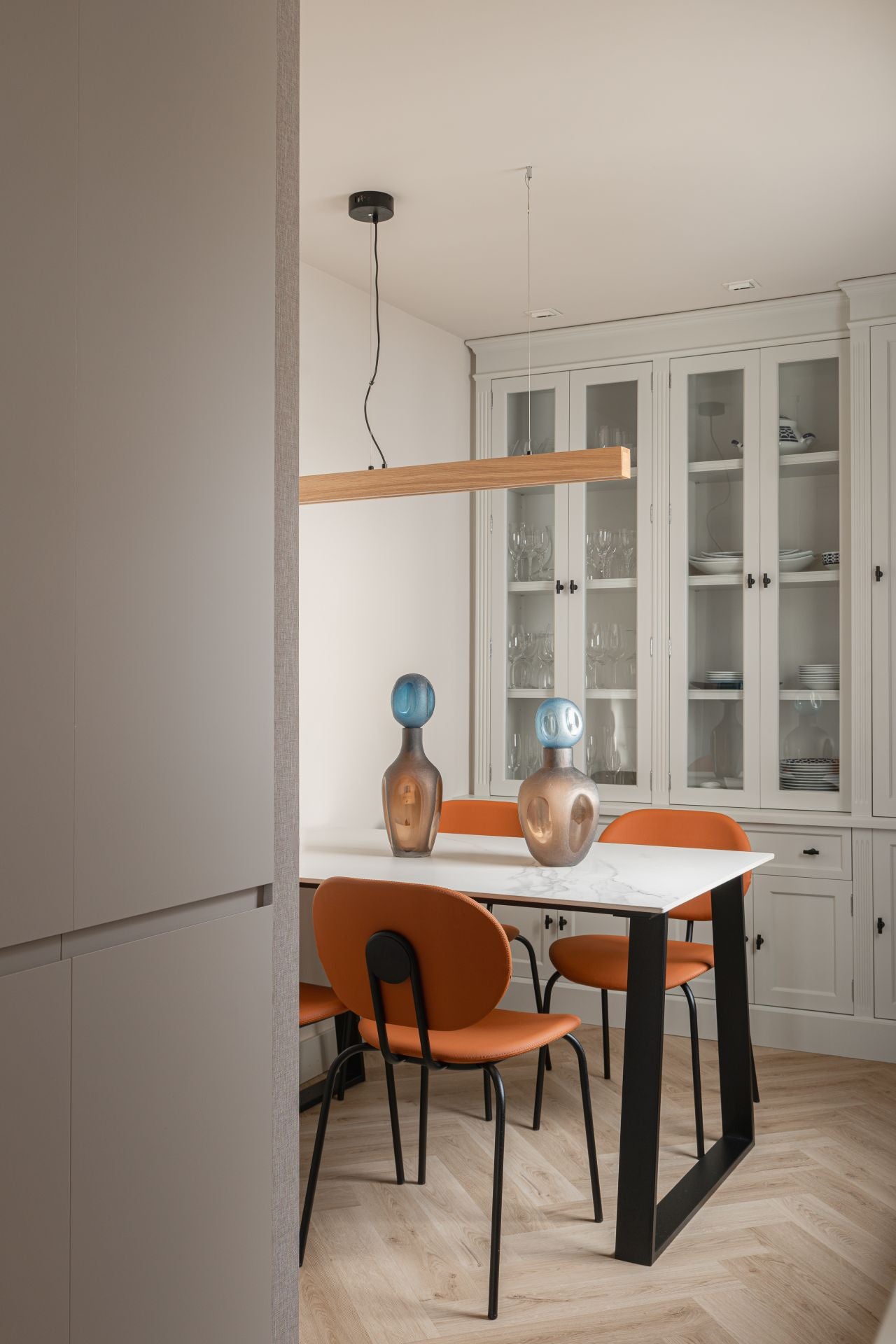 Clásico y moderno a la vez: la transformación de un piso de 110 metros en Getxo