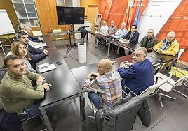 Los alcaldes de los municipios afectados se oponen al trazado diseñado por el Ministerio de Transportes.