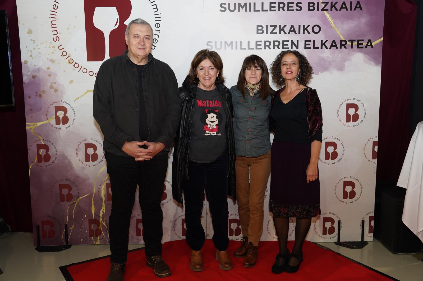 Juanjo Novella, Pilar Gil, Isabel García y Marimar Villalba.