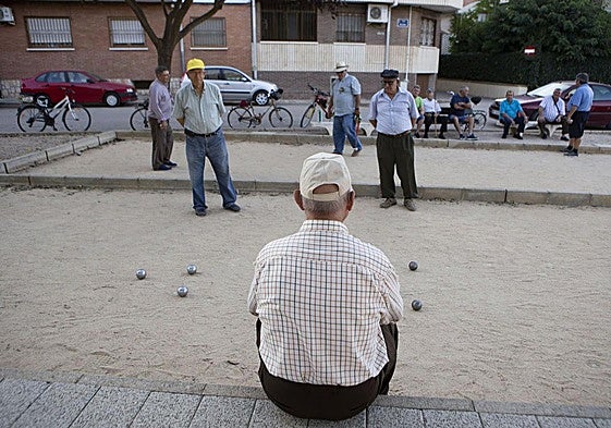 El INSS negará la jubilación a quien no cotice dos años en los últimos quince, pese haber cotizado cuarenta