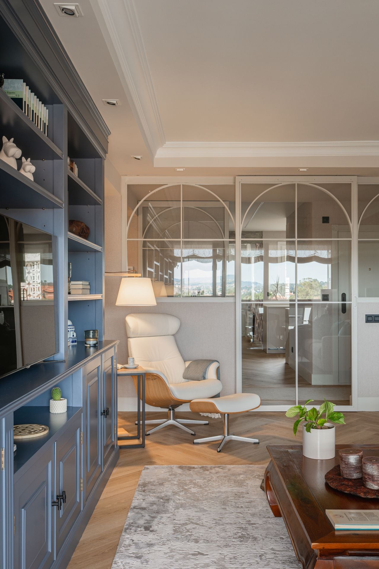 Clásico y moderno a la vez: la transformación de un piso de 110 metros en Getxo