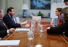 Chivite se reunió ayer en Madrid con el ministro de Transportes, Óscar Puente.