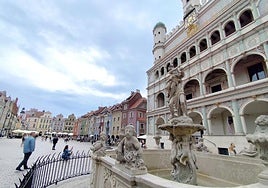 Esculturas de hielo y 'Enigma' en Poznań