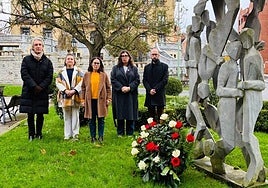 Representantes de los partidos políticos participaron en el acto.