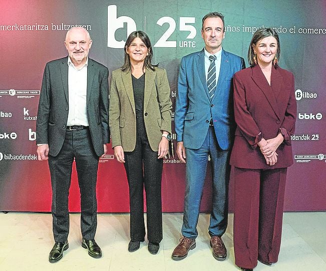 Jon Zárate, Amaia Ruiz, Juan Mari Bilbao y Ana Churruca.