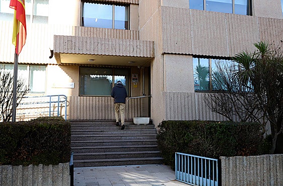 El tercer magistrado llegó a la ciudad como refuerzo para sacar adelante el ingente volumen de casos.