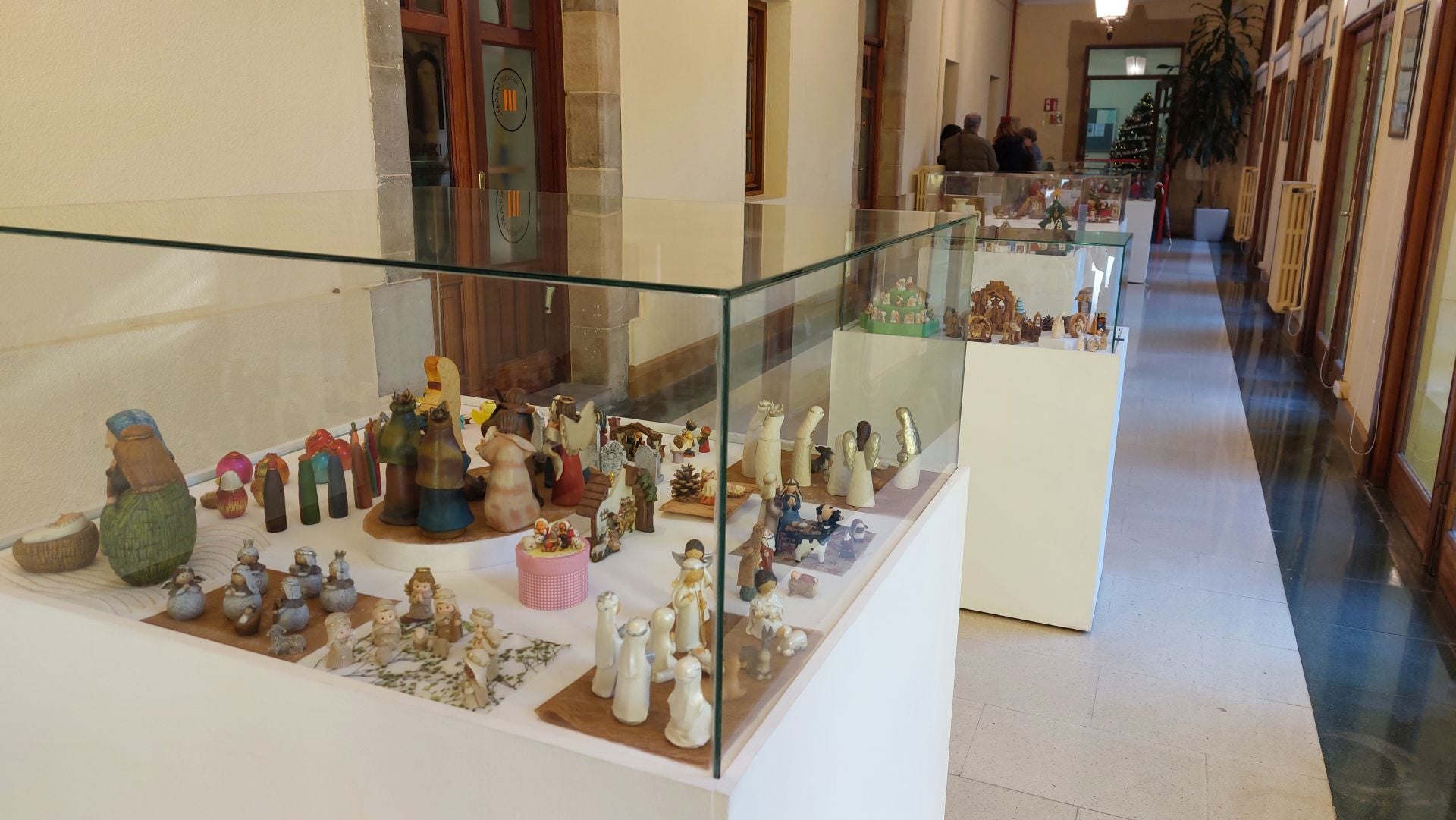 Cientos de belenes en miniatura