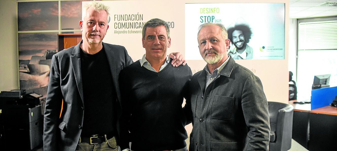 Santi Pisonero, Aletxu Echevarría Estívariz y Alberto Berrocal.