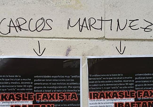 Pintadas en el campus de Gipuzkoa contra un profesor al que acusan de «fascista».