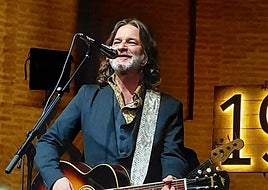 Quique González: «Es más interesante sentir la música que entenderla»