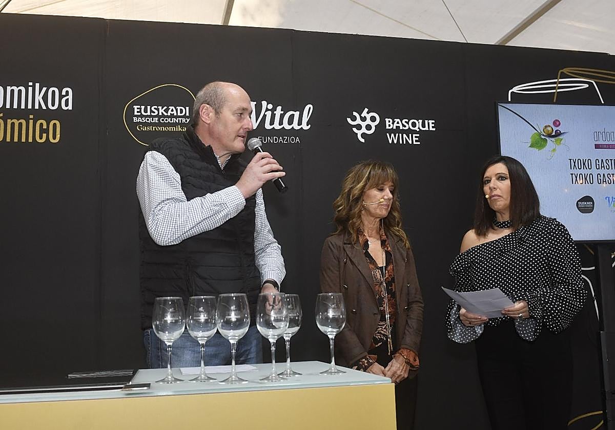 Bodegas Amador García presenta su vino 'Amadoras' en Ardoaraba