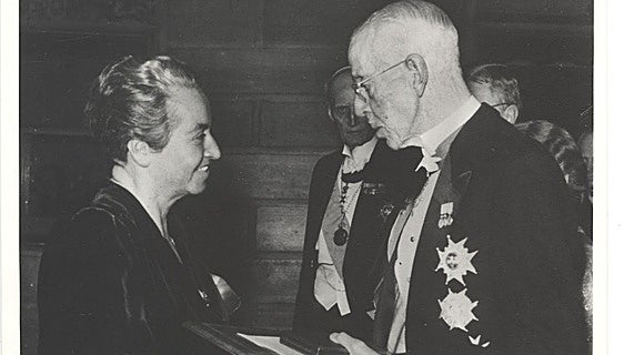 80 años del Nobel de la «india vasca»