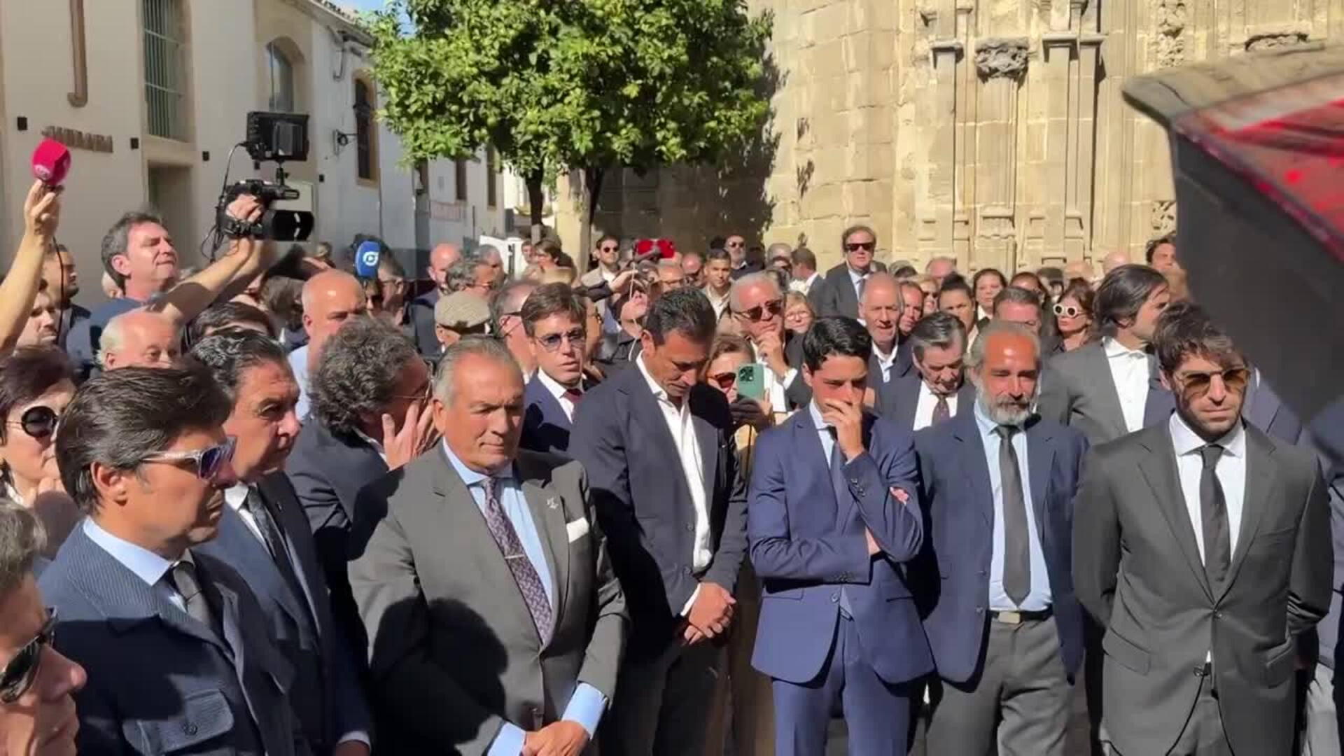 Cayetano y Francisco Rivera, su incómodo y frío reencuentro ante las cámaras