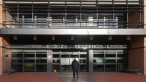 Álava se hace cargo del mantenimiento de la residencia Lakua