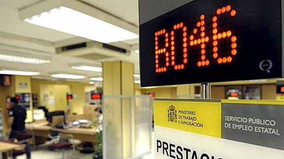 El error de los parados al recibir un ingreso que puede extinguir el subsidio de mayores de 52 años: «No hay que esperar...»