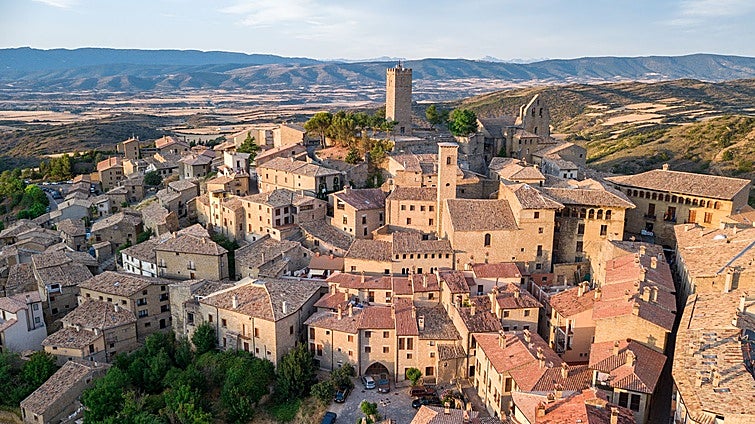 El Pueblo Más Bonito de España, cuna de rey