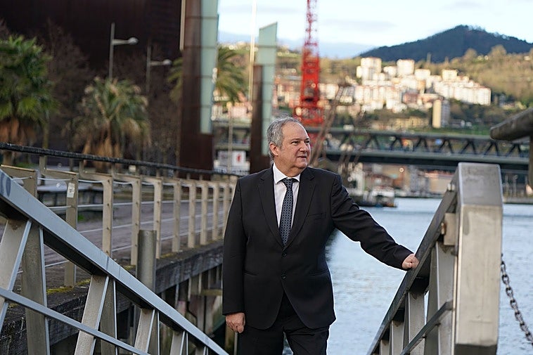 «El Ministerio tendrá la mano tendida para defender el empleo en Tubos Reunidos»