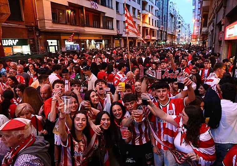 El bar de Pozas que cierra cada vez que la Real juega en San Mamés