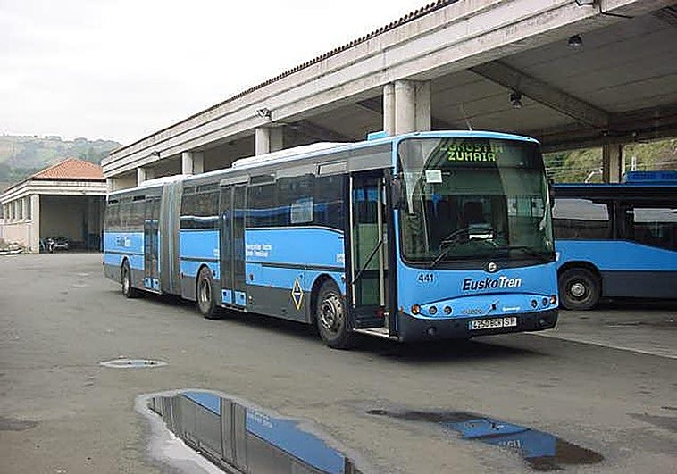 Euskotren busca 600 conductores de autobús para una bolsa de trabajo