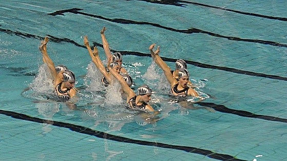 Etxebarri acoge el Campeonato de Bizkaia de sincronizada