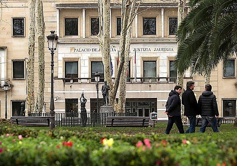 Admiten el despido de un empleado en Euskadi que no fue a trabajar tras cambiarle la empresa las vacaciones sin respetar el plazo legal