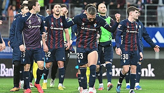 Ipurua vibra con otra remontada