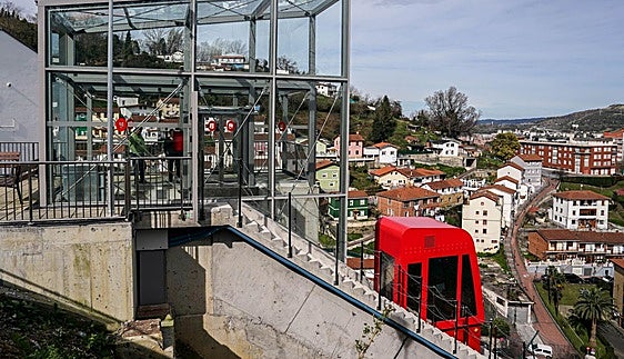 Masustegi, el «barrio gallego» de Bilbao, estrena 'funi' 70 años después de su fundación