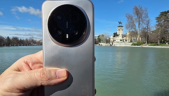Érase un móvil a una cámara pegado: lo mejor y lo peor del Honor Magic8 Pro en un vistazo