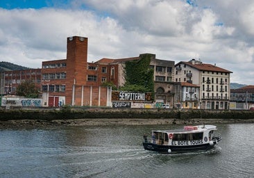 Una isla pendiente del tranvía y de qué se hace con las personas sin hogar