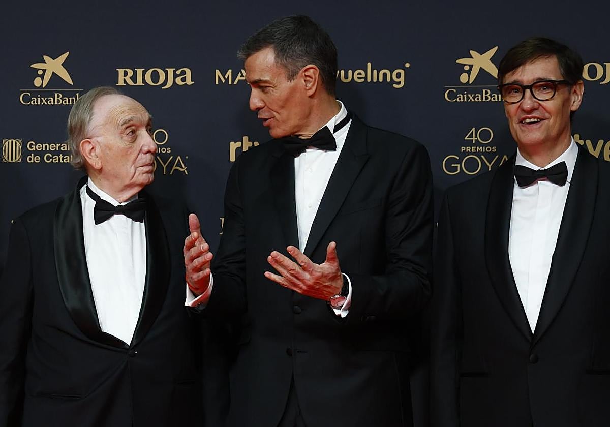 Pedro Sánchez asiste a la gala de los Goya junto a Begoña Gómez y reitera  su condena al ataque a Irán | El Correo